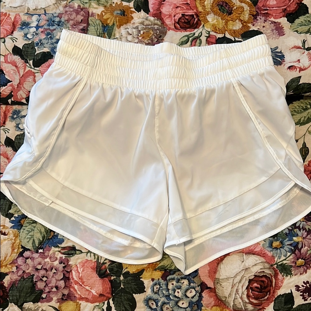Athleta White Athletic Shorts 4”